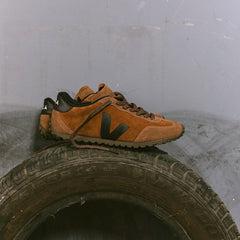 GT SUEDE COGNAC BLACK