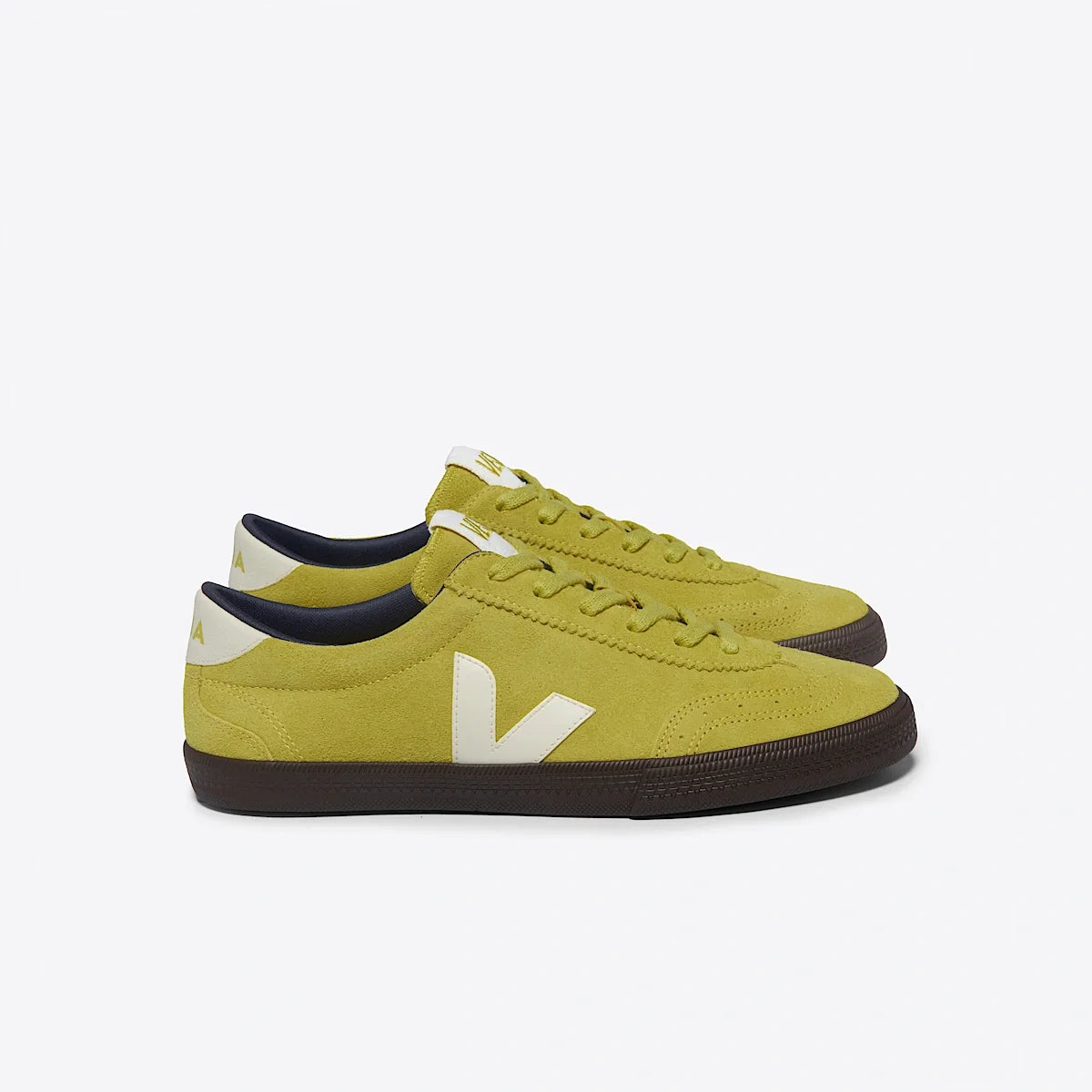 VOLLEY SUEDE LIQUOR PIERRE EAGLE